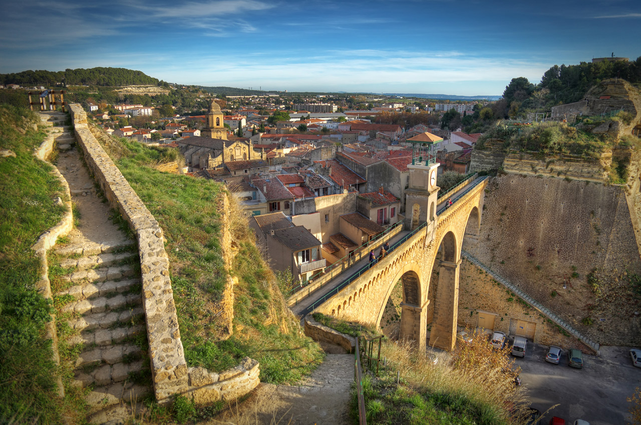 Le pont de l'horloge, Saint-Chamas
